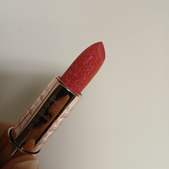 PUR x Barbie Lipstick in Legendary - Picture 4 of 5